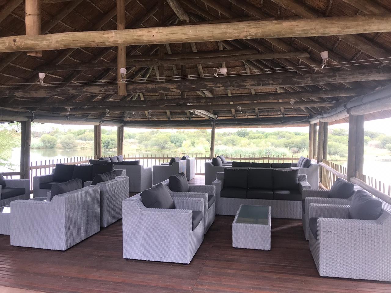 Wine Farm Lapa Lounge