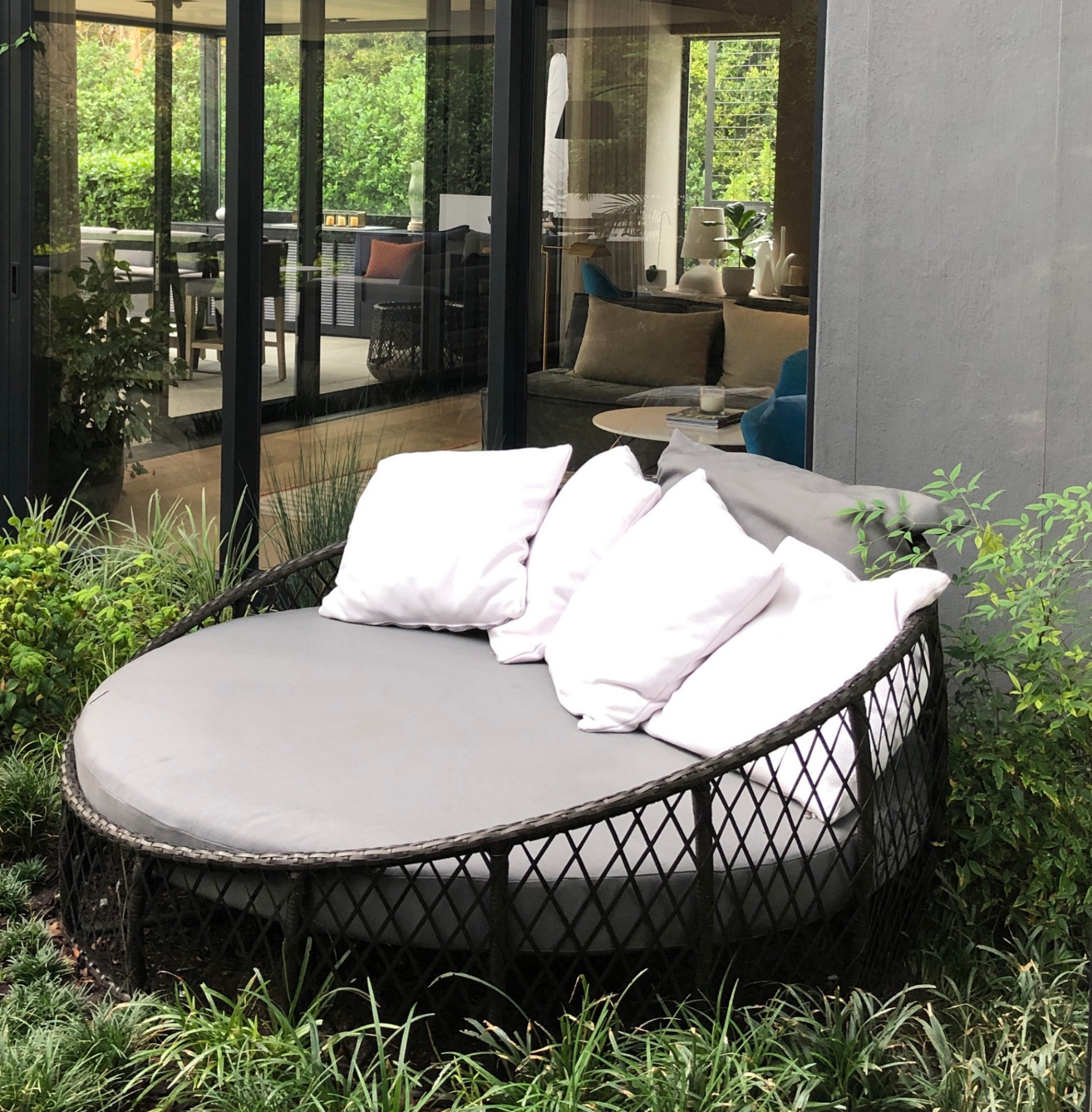 Designer Garden Daybed